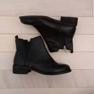 Salvia Women's Side Zipper Chelsea Ankle Boots Black Size 37