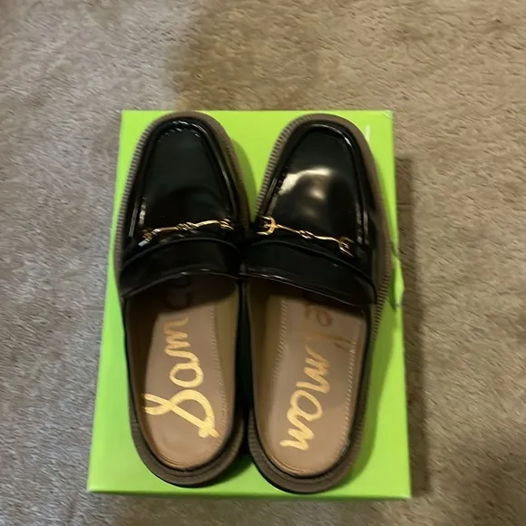 Sam Edelman black shiny slip in loafers size 8.5 style Lennon