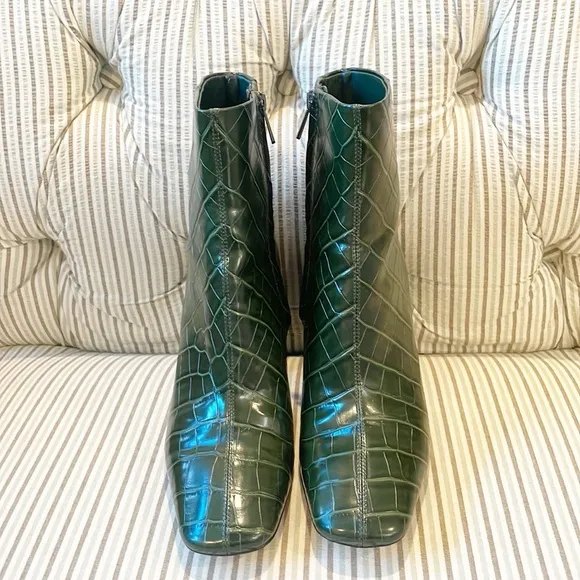 SAM EDELMAN Codie croc embossed Ankle Bootie