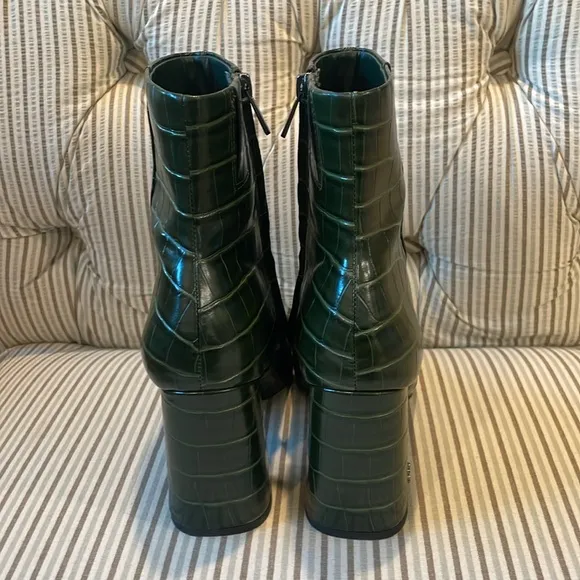 SAM EDELMAN Codie croc embossed Ankle Bootie