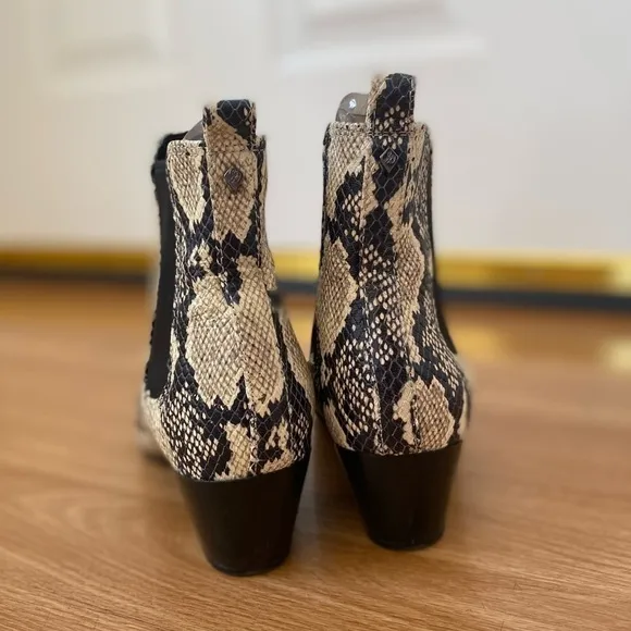 Sam Edelman Women’s Size 8 Reesa Python Snakeskin Cowboy Western Ankle Boots