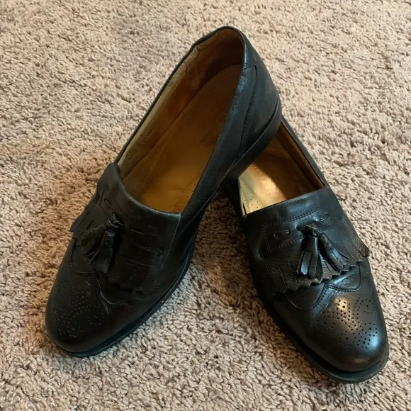 Sandro Moscoloni Leather Loafers with a Tassels and Fringe Black Size 42  9.5