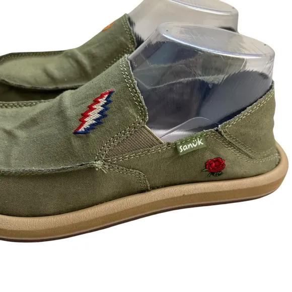 Sanuk X Grateful Dead NEW Sidewalk Surfer Size 3,4 Youth Slip On Loafers