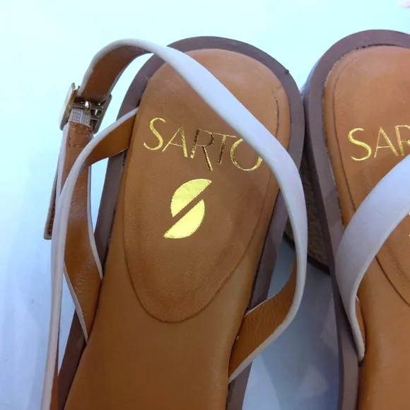 Sarto Rache toe loop strappy nude beige leather sandals