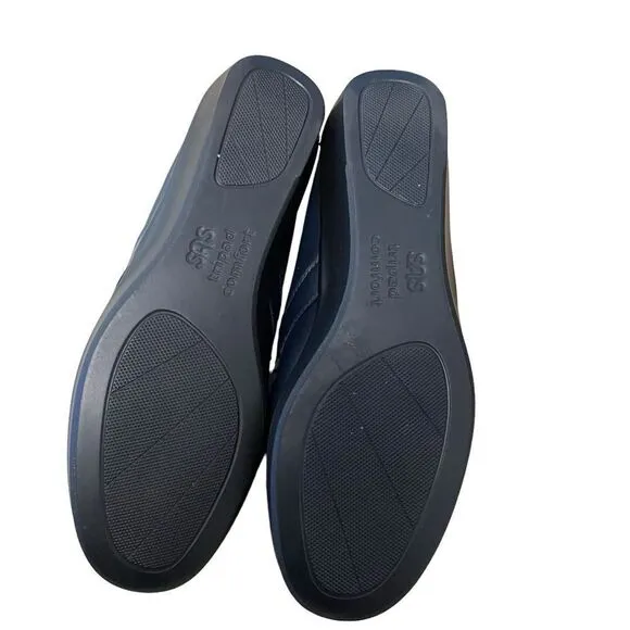 SAS Dream Navy Leather Loafers Slip On Size 7.5 NEW