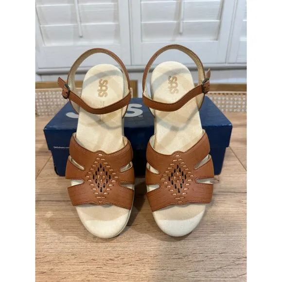 SAS Huarache Adjustable Sandal Antique Tan Size 9.5 NIB Casual Comfort Insole