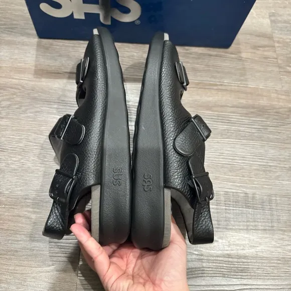 SAS Relaxed Black Comfort Leather Sandals