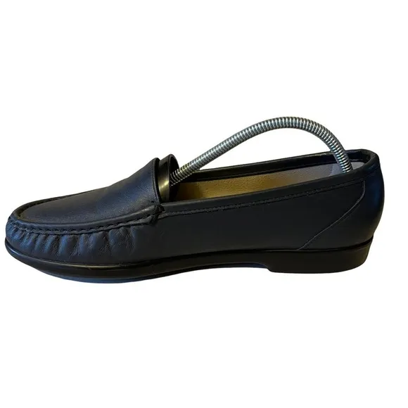 SAS Simplify slip on Navy Loafers size 10 N