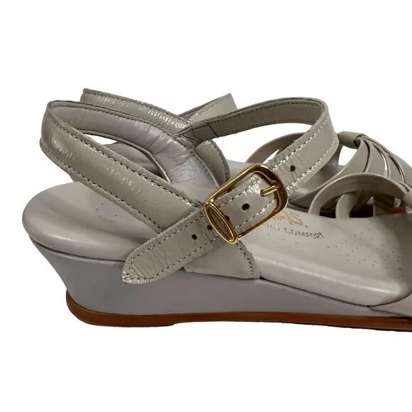 SAS Women's Tripad Comfort Beige Patent Leather Strappy Sandals Size 8 S M151841