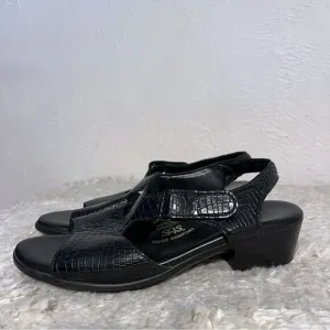 SAS Suntimer Sandals Womens Size 9 M Black Croc Leather Tripad Comfort Shoe USA