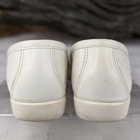 SAS White Leather Softie Kiltie Tassel Slip On Loafers - Size 8N (Narrow)