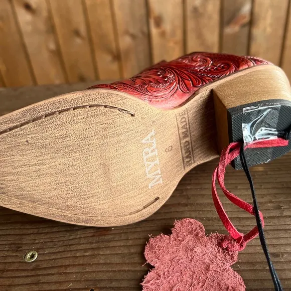 🌶️Scarlet Hand Tooled Genuine Leather Women Bootie Boot Boho Western Shoe Red