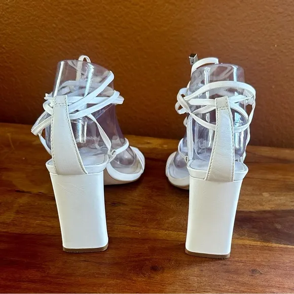 Schutz “Glenna” White Strappy Sandals Size 8 EUC!