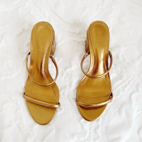Schutz Kyra Strappy Sandal Size 8.5 New