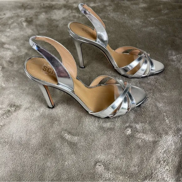 Schutz Silver Chayanne Strappy Sandals Size 7.5