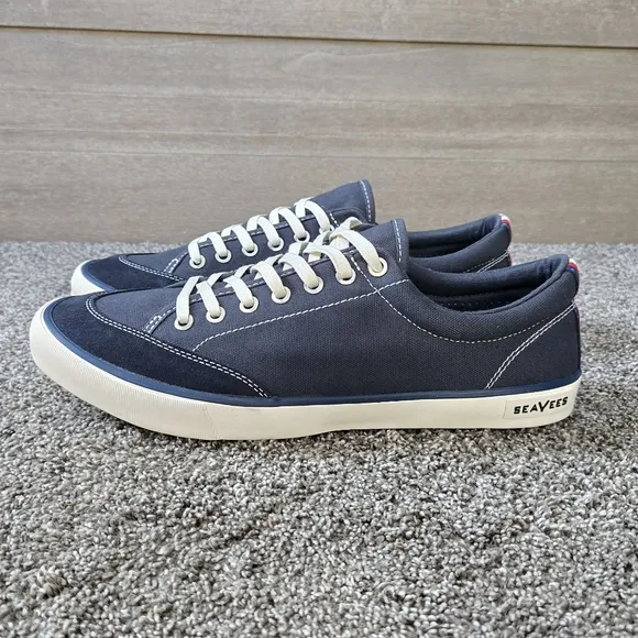 SeaVees Men's Navy Canvas Sneakers Westwood Tennis Shoe Original NEW size 10.5