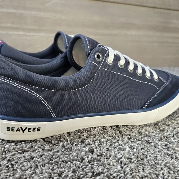 SeaVees Men's Navy Canvas Sneakers Westwood Tennis Shoe Original NEW size 10.5