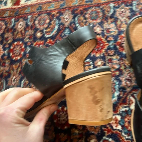 Sessun Alna Block Heel Sandals, size 39