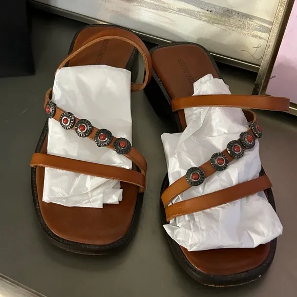 Sesto Meucci Brown Leather Strappy Sandals | Made in Italy | silver / red detail