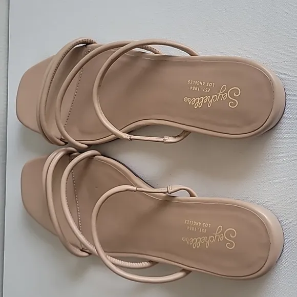 Seychelles Beige Leather Strappy Sandals Sz 9 Beachy Vacation Boho