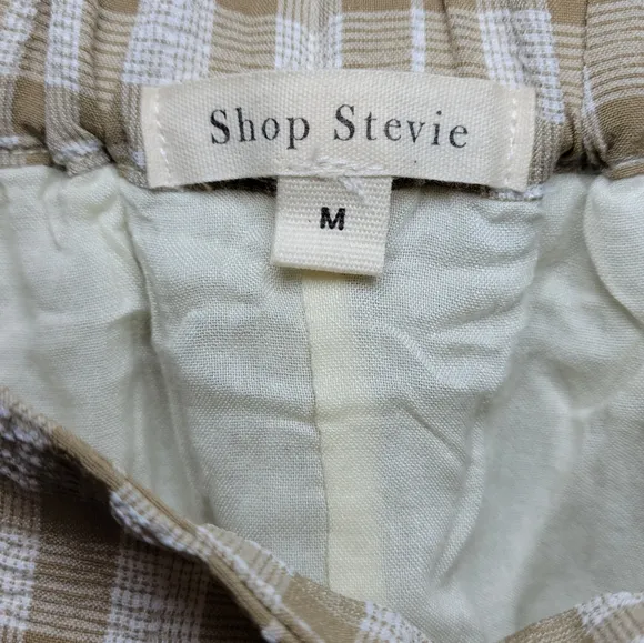 Shop Stevie Plaid Midi Spring Skirt with Pockets Size M