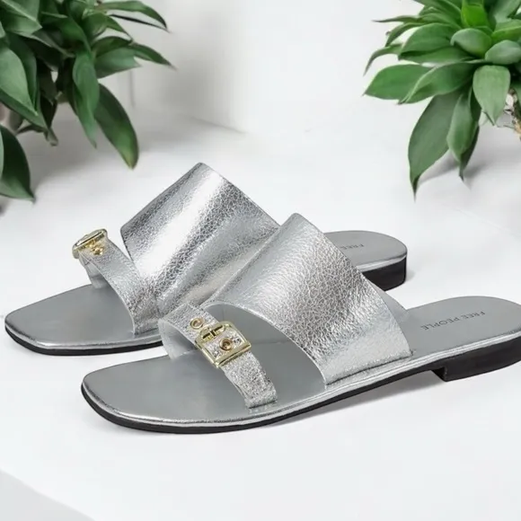 Silver Women's Slide Sandals (B1)
