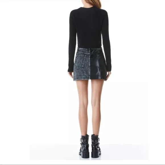 Size 26 NWT Alice and Olivia Austin jeans skirt denim vegan leather black mini
