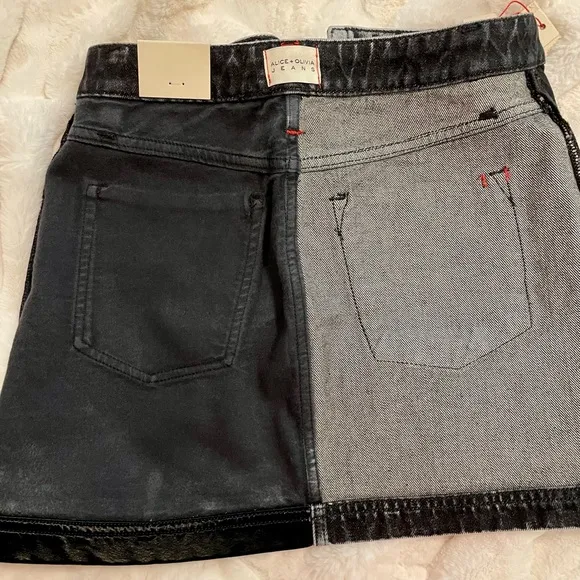 Size 26 NWT Alice and Olivia Austin jeans skirt denim vegan leather black mini