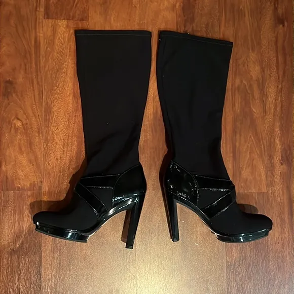 size 5.5 Michael Kors Black stretch heels knee 4.5” high boots with gold buckle