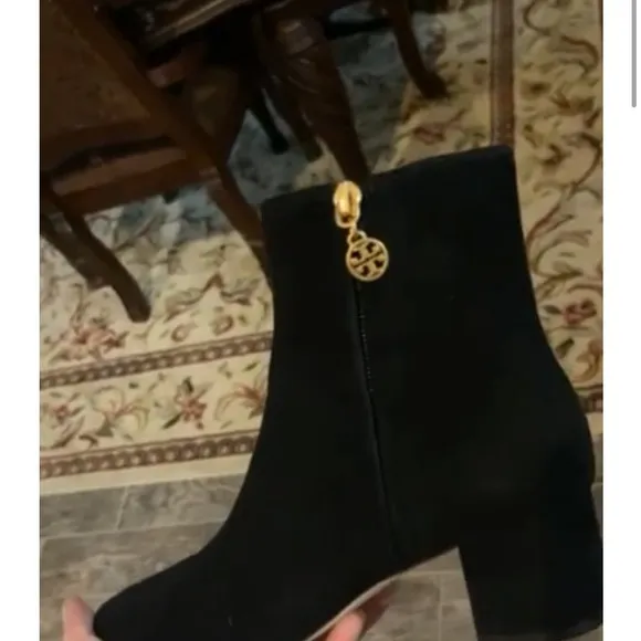 Size 8.5 Tory Burch Booties Mini Benton Suede Gore Boots