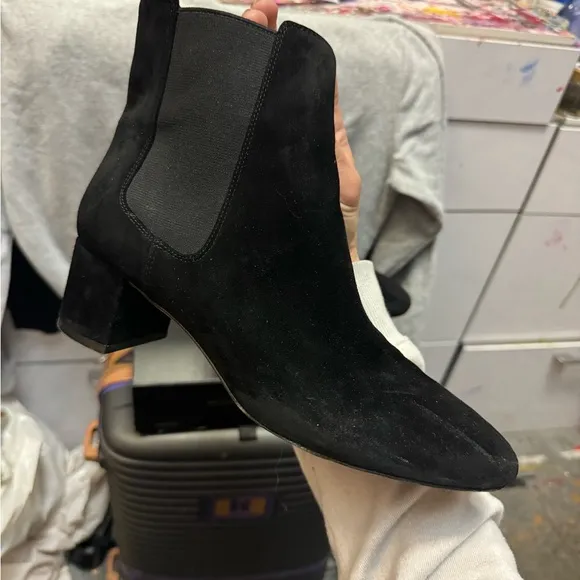 Size 8.5 Tory Burch Booties Mini Benton Suede Gore Boots