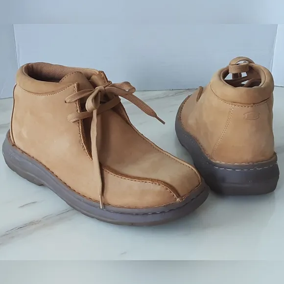 SKECHERS Comfort Construction Suede Leather Desert Boots Sz 9.5
