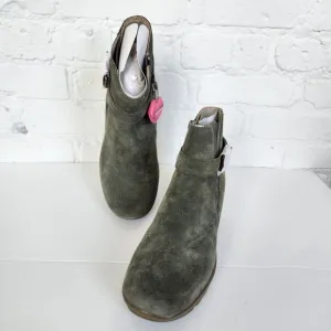 Skechers Suede Memory Foam Boots