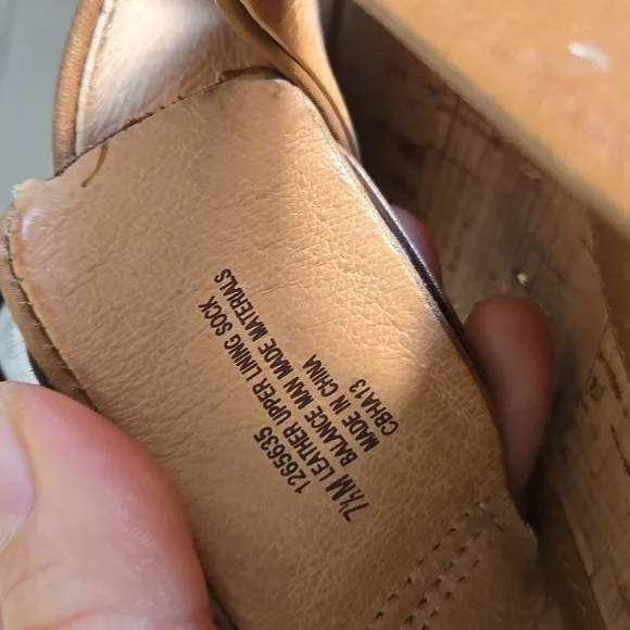Sofft Women Leather Stylish Tan Wedge Sandals Shoes 7.5M