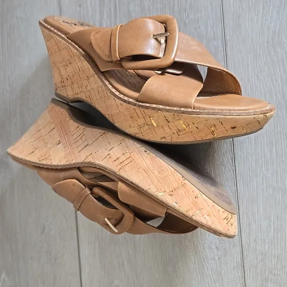 Sofft Women Leather Stylish Tan Wedge Sandals Shoes 7.5M