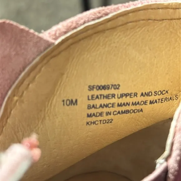 Sofft Women's Pink Suede Ankle Boots size 10 M  Sofft Barina boot in desert rose