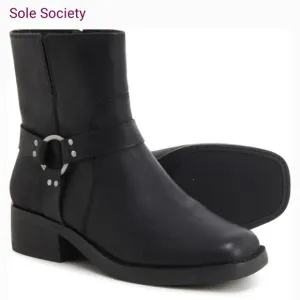 Sole Society Karisa Harness Black Snooth Leather Side Zip Boots NWOB Sz 9