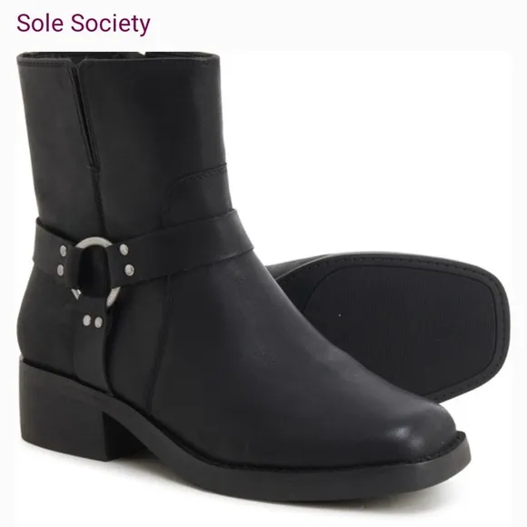 Sole Society Karisa Harness Black Snooth Leather Side Zip Boots NWOB Sz 9