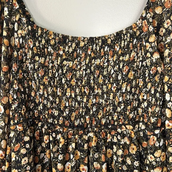Soleila‎ Floral Midi Dress Sz S NWT
