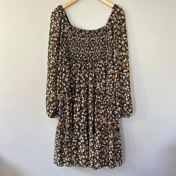 Soleila‎ Floral Midi Dress Sz S NWT