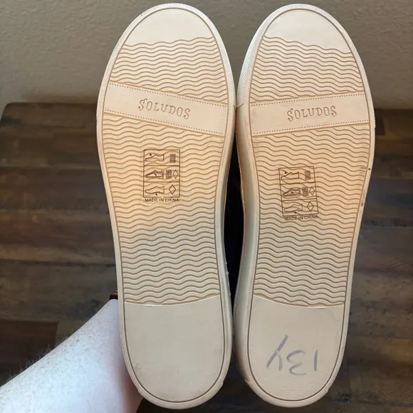 Soludos Velvet Sheep Sneakers Slip On Loafers Womens 9.5 Cork Insole NWOT Comfy