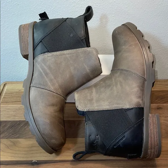 Sorel Emelie Chelsea Leather Color-block Stretch Ankle Boots Moto Minimal Size 8
