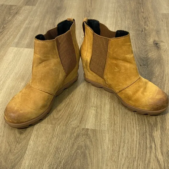 Sorel Joan of Arctic Leather Ankle Boots Wedge size 8
