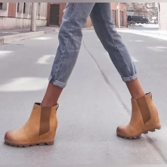 Sorel Joan of Arctic Leather Ankle Boots Wedge size 8
