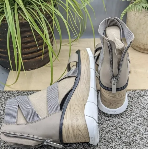 Sorel Joanie III Shoes Women's Size 9 Strappy Wedge Sandals Summer Shoes