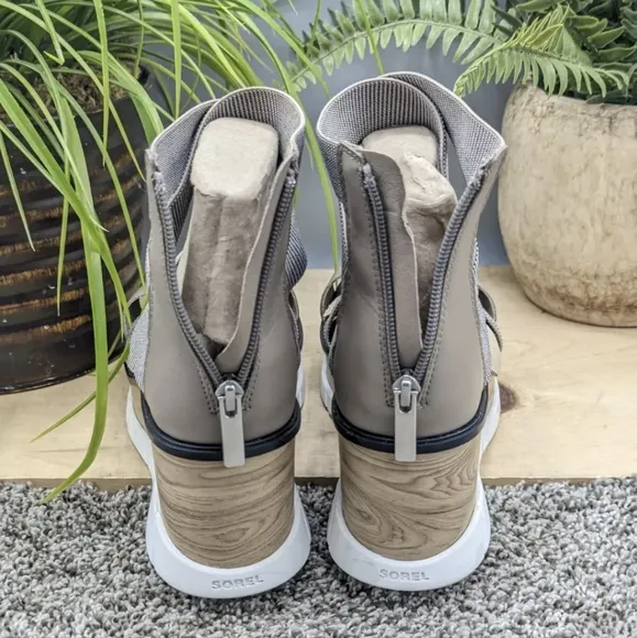 Sorel Joanie III Shoes Women's Size 9 Strappy Wedge Sandals Summer Shoes