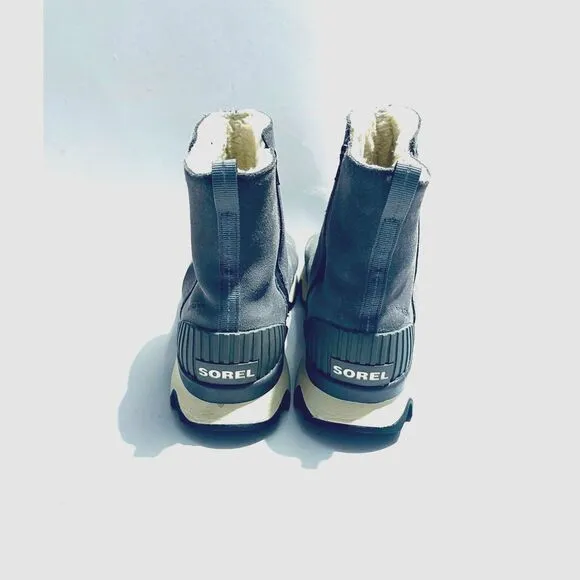 Sorel Kinetic Short leather boots faux fair insulated gray casual winter women 8