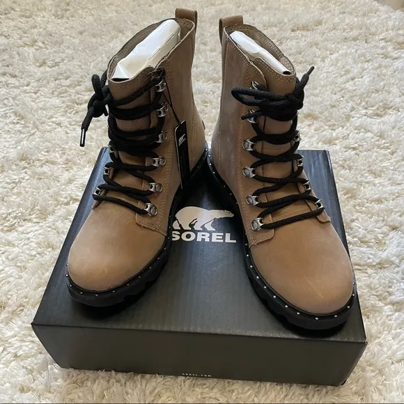 SOREL | NWT Women's Tab Lennox Lace Casual Boots Size 6