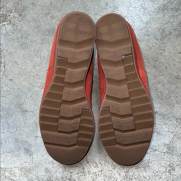 Sorel Red Suede Ankle Boots