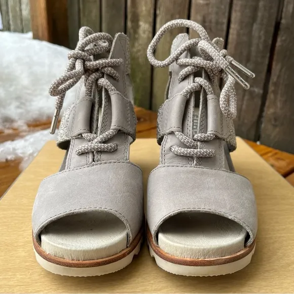 Sorel Wm’s Joanie Lace Up Leather &amp; Canvas Wedge Sandals In Gray Sz 8